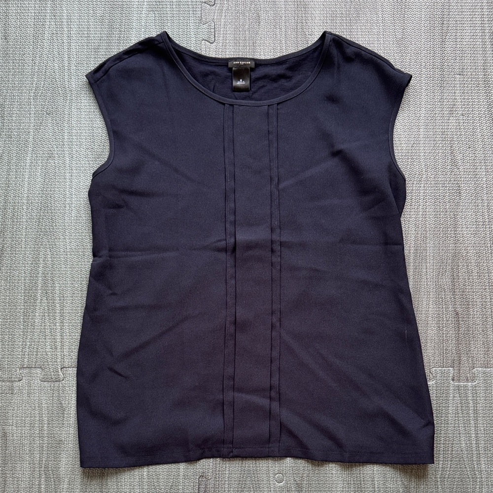 Ann Taylor Navy Pleated Front Sleeveless Shirt